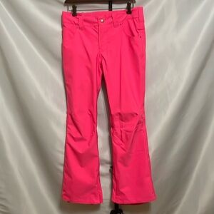 Aperture Ski/Snowboard Pant women’s size M in Frosty Pink